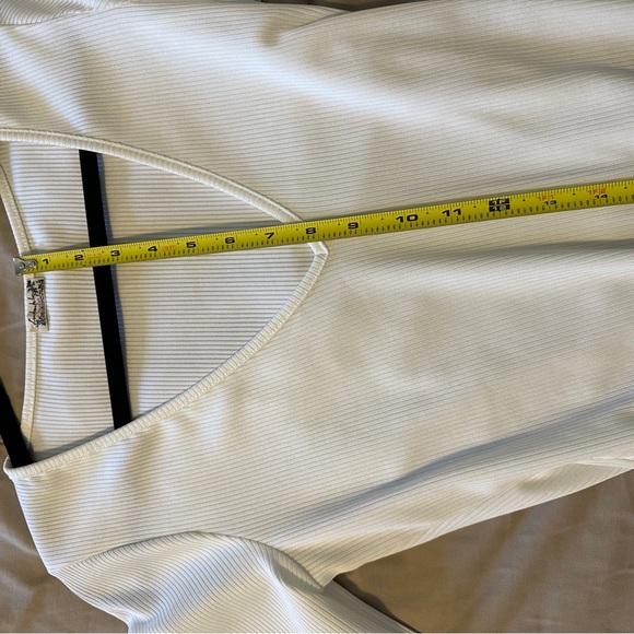 NWOT Free People Deep Vneck Bell Sleeve Bodysuit Top in cream white size M - Picture 14 of 16